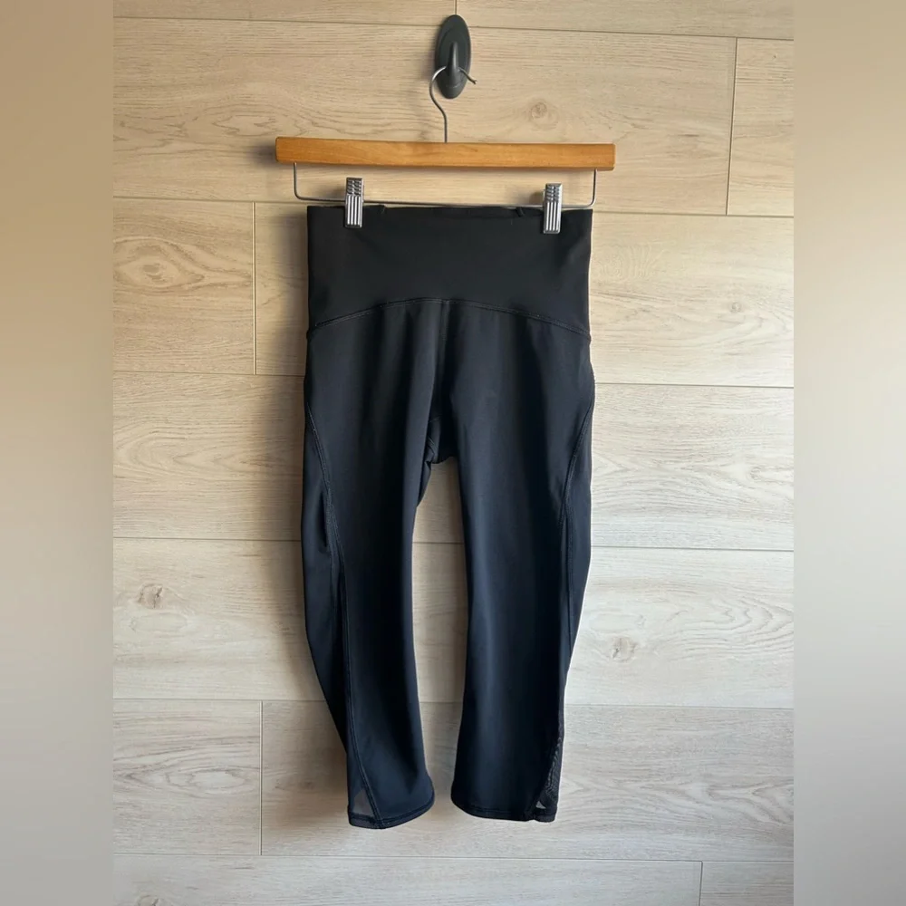 Lululemon Women’s Train Times Crop Leggings Black Size 4